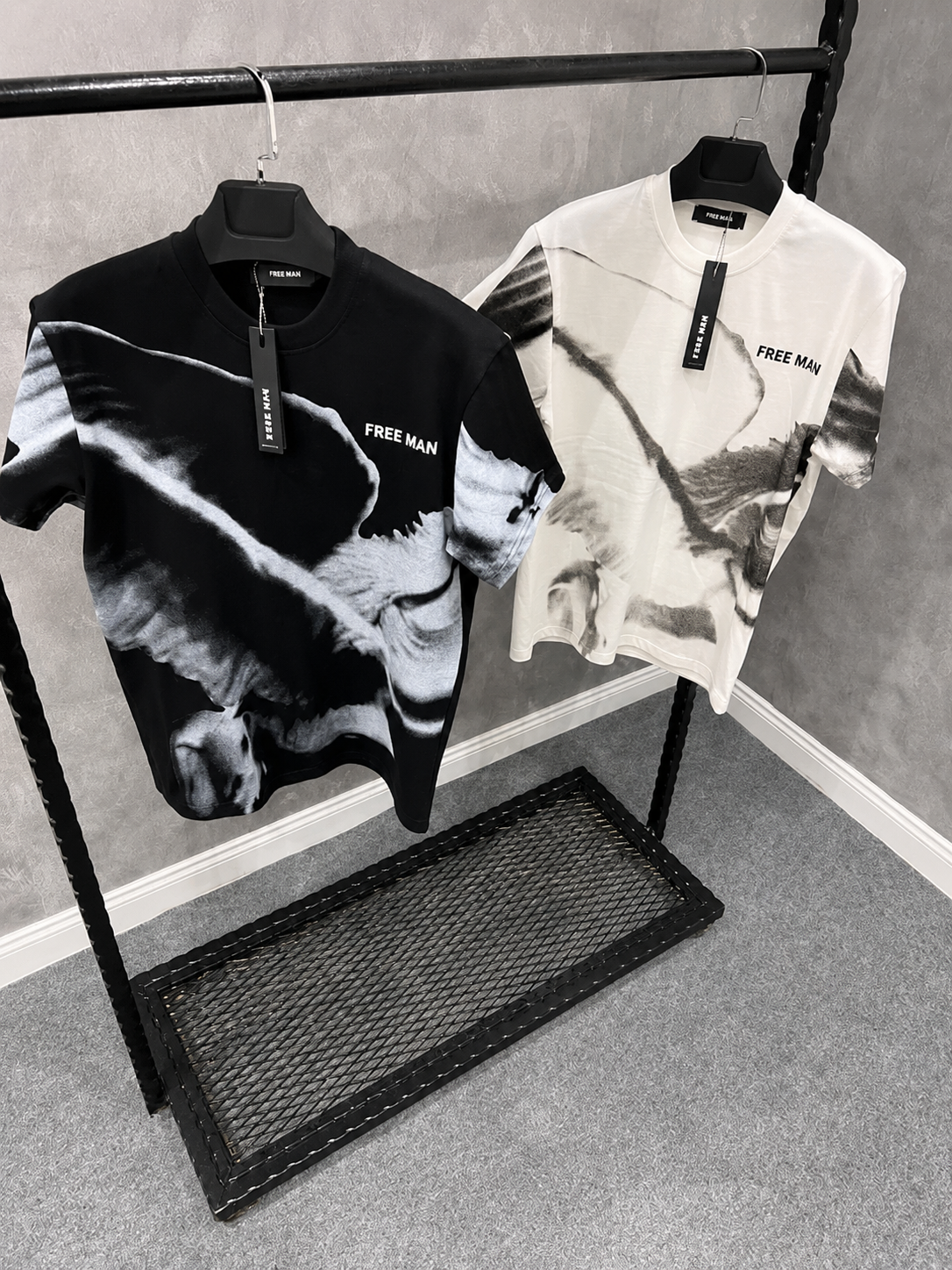 T-shirts Free man